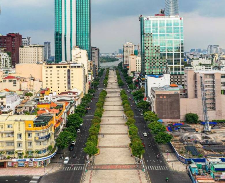 Mặt tiền đường thành phố