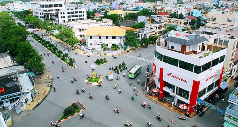 Nên chọn vị trí tại ngã ba ngã tư