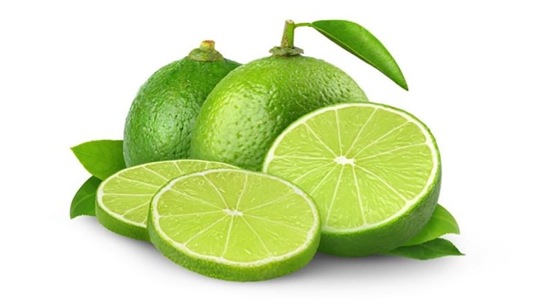 Khi pha chế có thể cắt lát chanh để trang trí