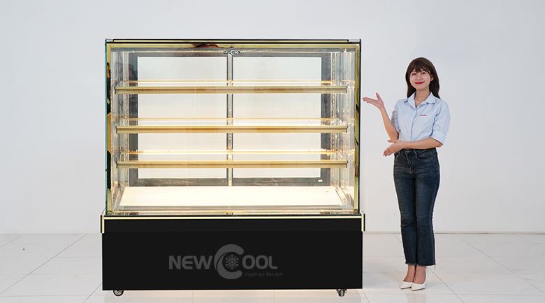 Thực tế mẫu tủ bánh kem 4 tầng 1m5 NEWCOOL