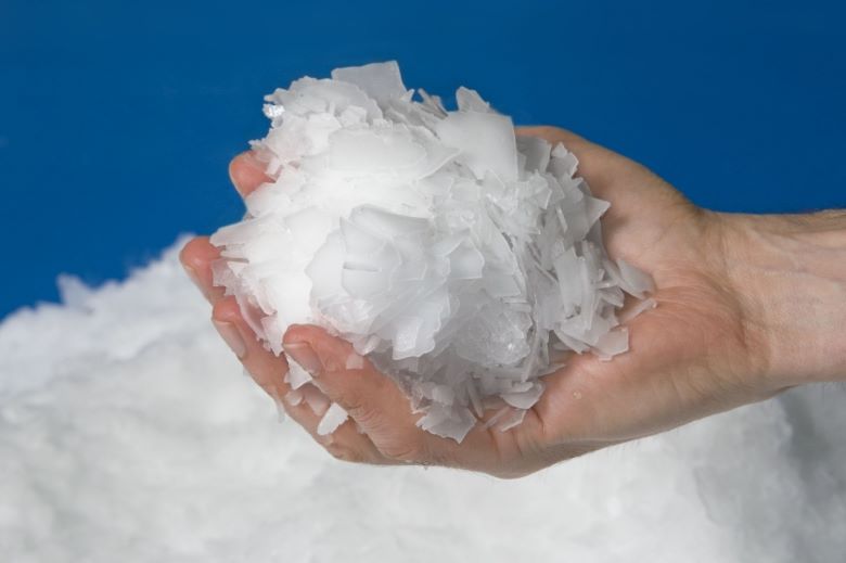 Đá vảy có hình dạng mỏng dẹt, được sử dụng phổ biến để bảo quản