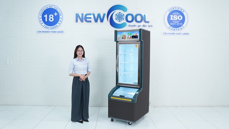 Thực tế tủ trưng bày 2 chế độ 70cm LCD-639 đông mát Thực tế tủ trưng bày 2 chế độ 70cm LCD-639 đông mát