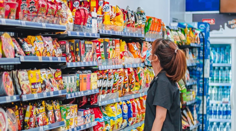 mẹo sắp xếp đồ cho tủ siêu thị sai lầm