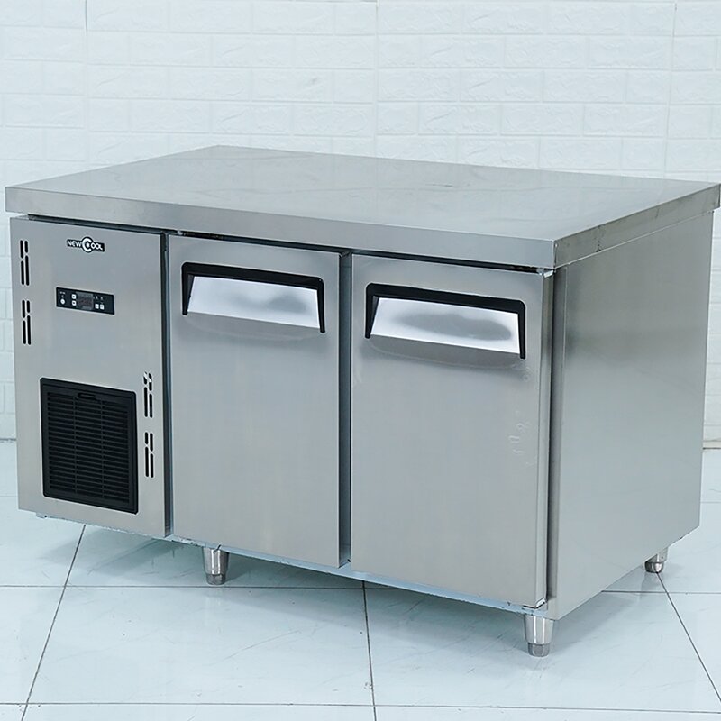 Bàn đông lạnh 2 cánh inox 1m2 (có quạt gió) GZT012.002 - 0