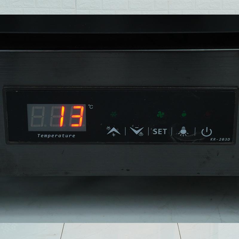 Tủ mát quầy bar 3 cánh 300L THWA3 - 5