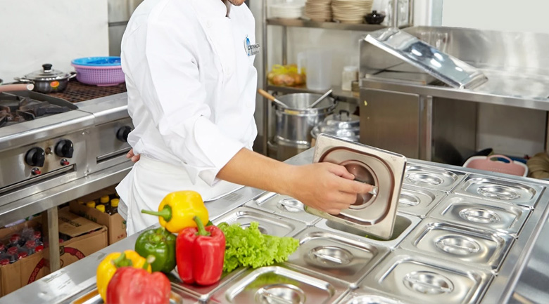 hướng dẫn vệ sinh bàn salad kiểm tra lại