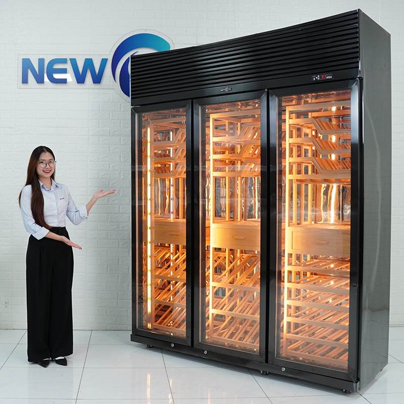 Tủ mát trưng bày rượu vang