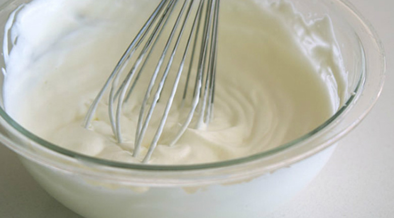 hướng dẫn làm kem matcha, đánh bông