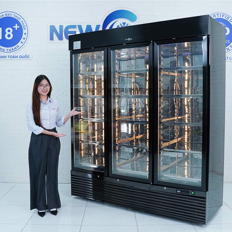 Tủ mát bảo quản thịt bò
