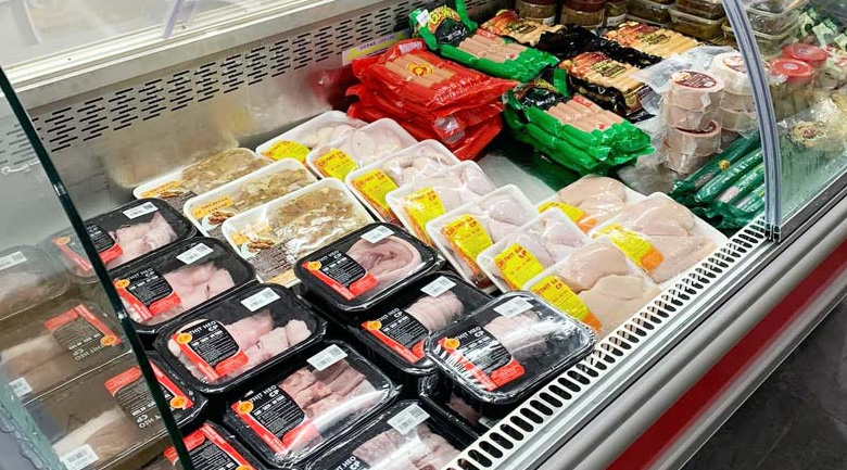 trưng bày thịt cá thì sử dụng tủ nào, tủ mát