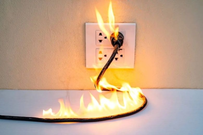Hệ thống điện dễ bị chập cháy vì không được kiểm tra thường xuyên 