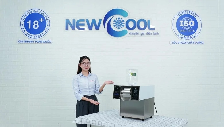 Công suất máy kem tuyết bao nhiêu là đủ cho quán 50 khách/giờ?