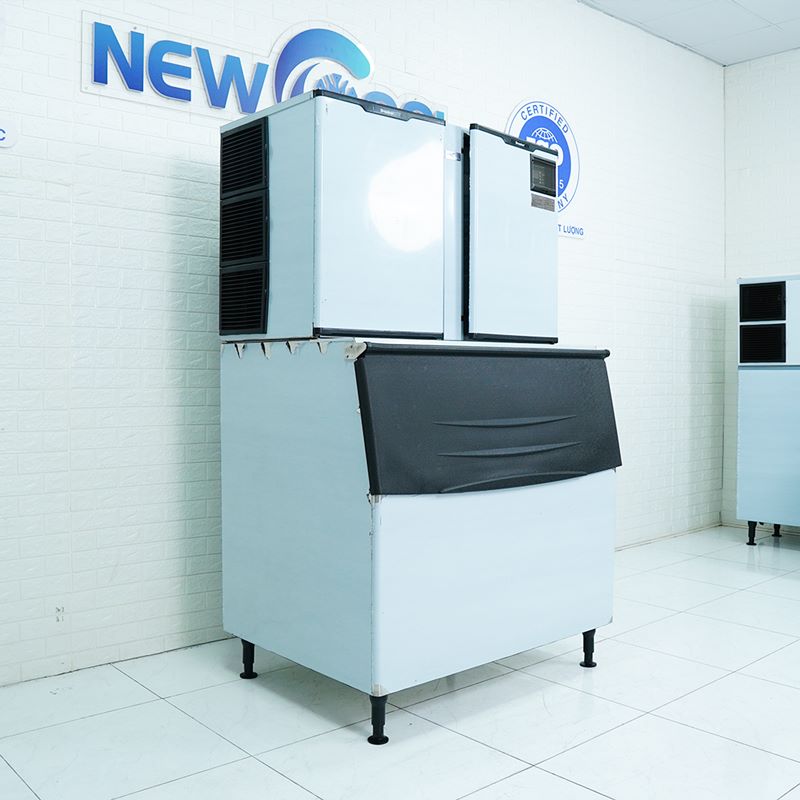 Máy làm đá viên công nghiệp 900kg SK-2000P - 0